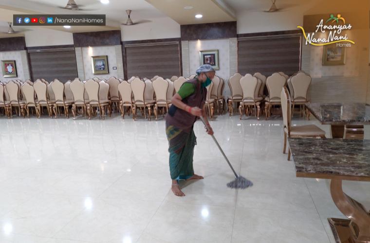Indoor Cleaning